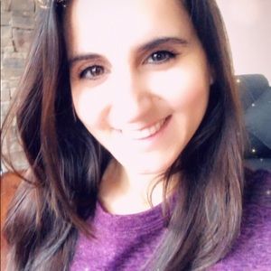 Meet your Posher, Laura